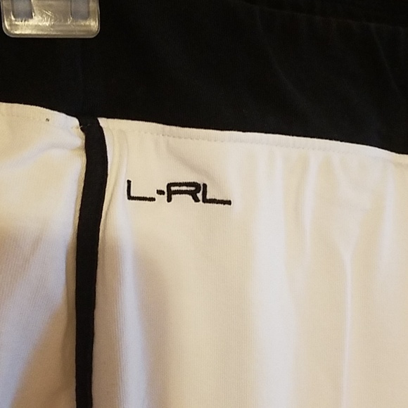 Skort - Picture 2 of 6